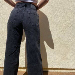 Black button up Levi's straight ankle leg